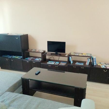 Apartment Odeon モスト エクステリア 写真